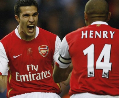 开云中国官网-曼联重拾团队精神，更衣室氛围回暖，曼联队服大全